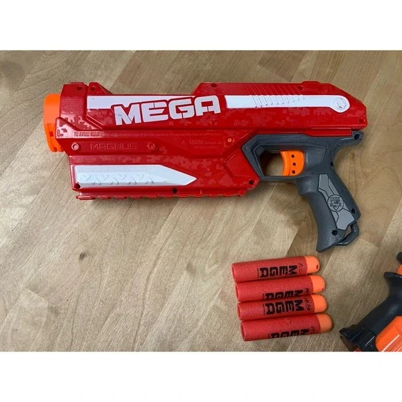 Nerf N-Strike Mega Magnus Bigshock Dart Red Gun Toy X2 Lot 4 Dart - Picture 2 of 6